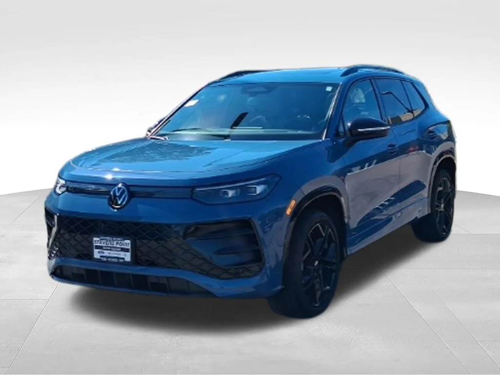 Used 2025 Monterey Blue Pearl Volkswagen 2.0T SE R-Line Black image 3