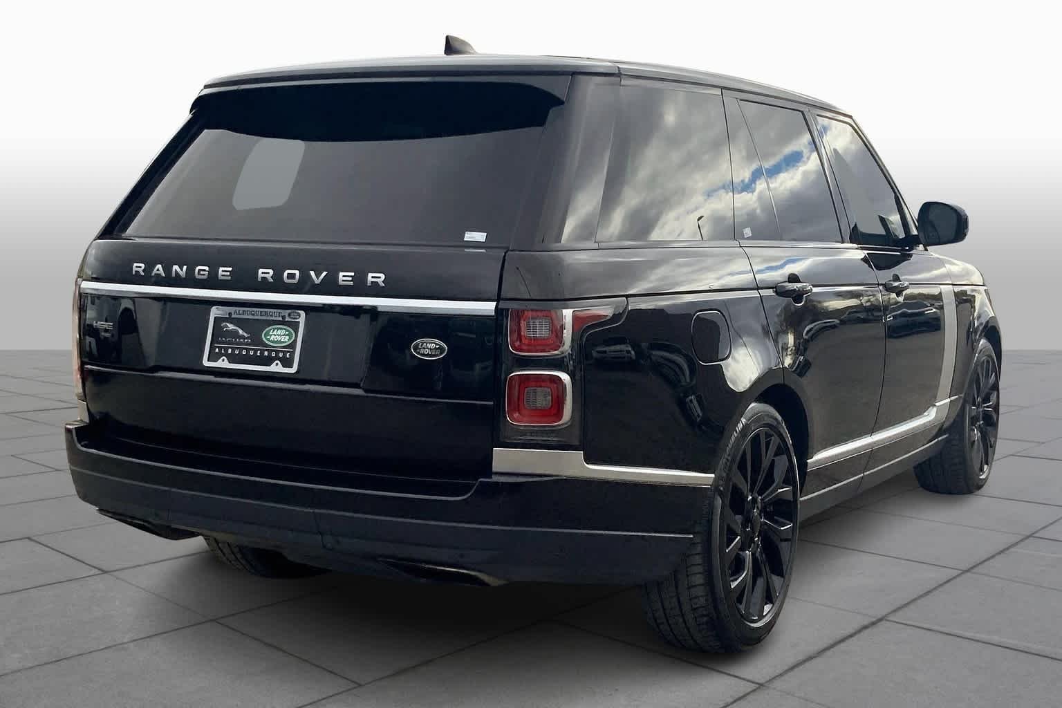 Used 2021 Santorini Black Metallic Land Rover Westminster image 12