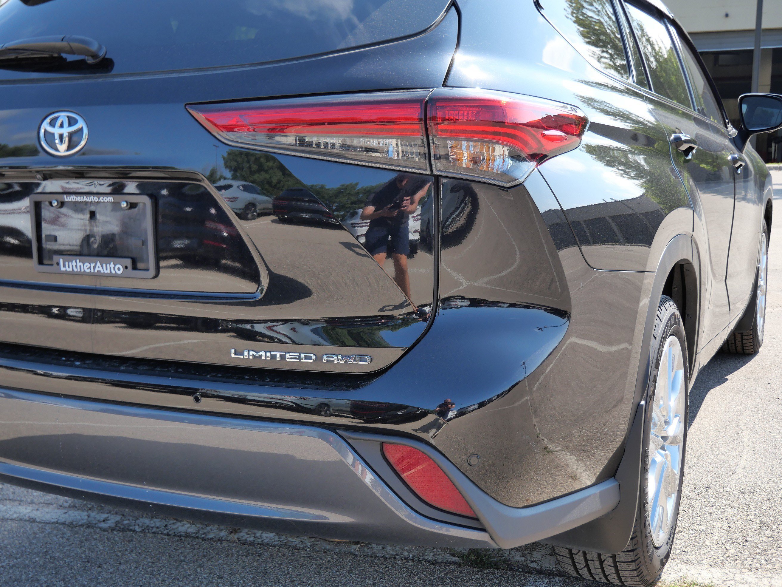 Used 2023 Midnight Black Metallic Toyota Limited image 18