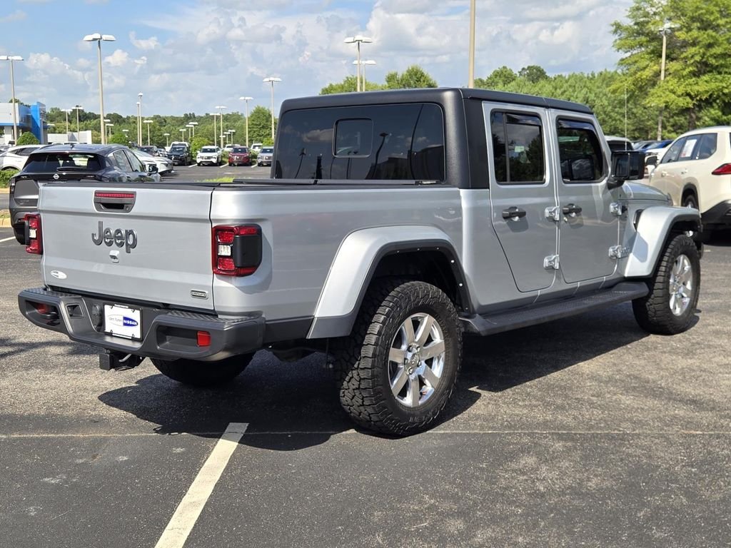 Used 2023 Silver Jeep Overland image 6