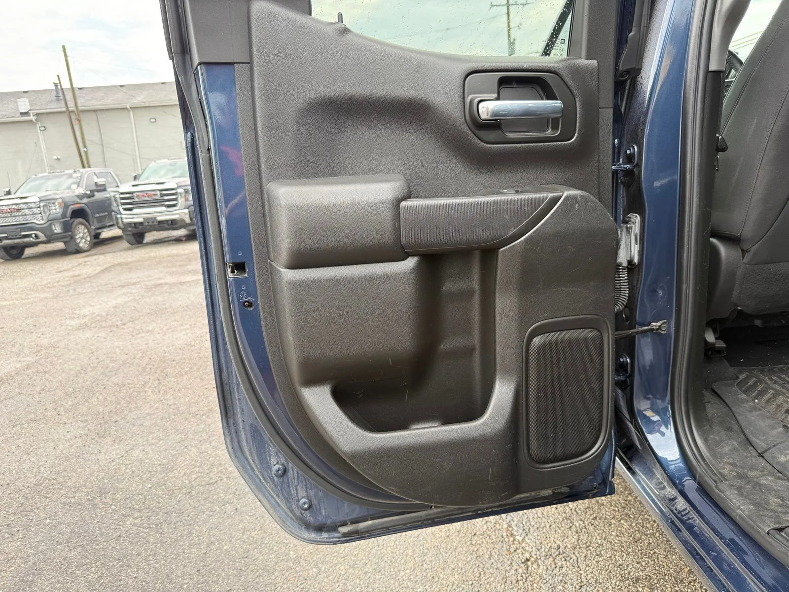 Used 2022 Blue Chevrolet LT image 19