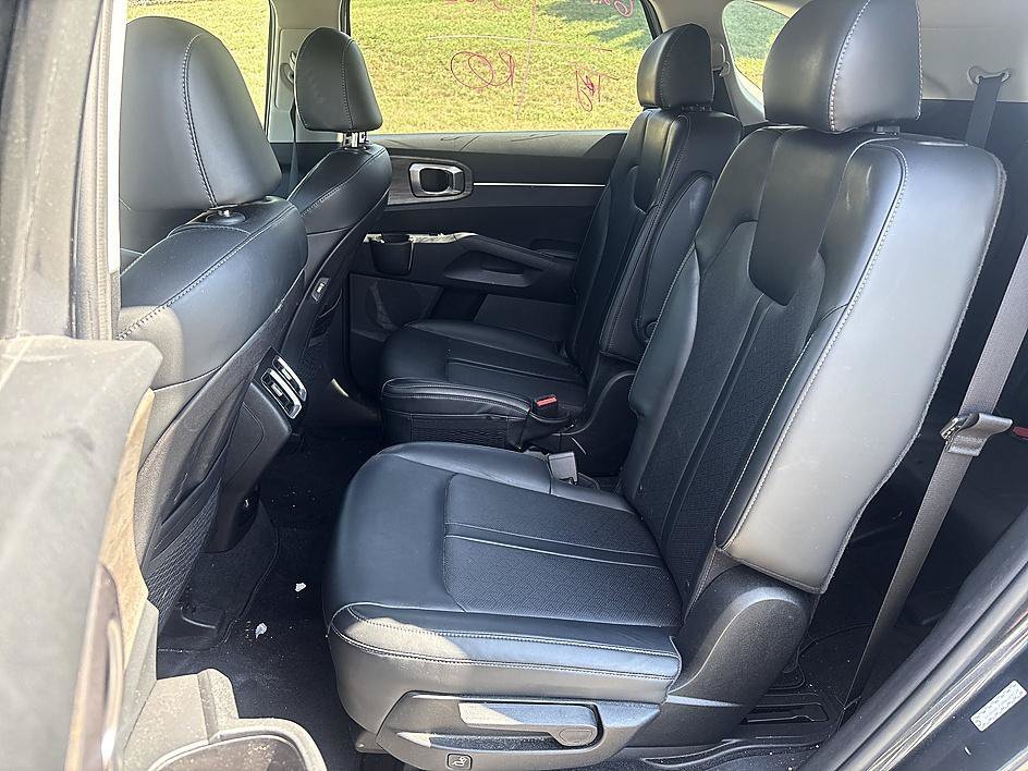 Used 2021 Gravity Grey Kia EX image 18