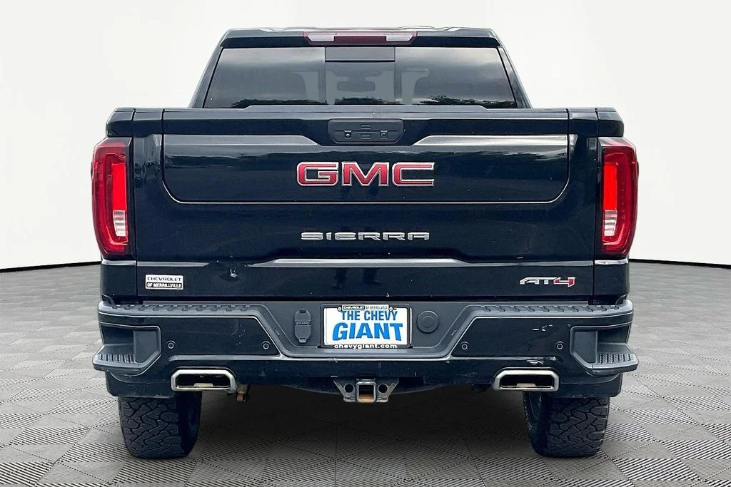 Used 2022 Onyx Black GMC AT4 image 5