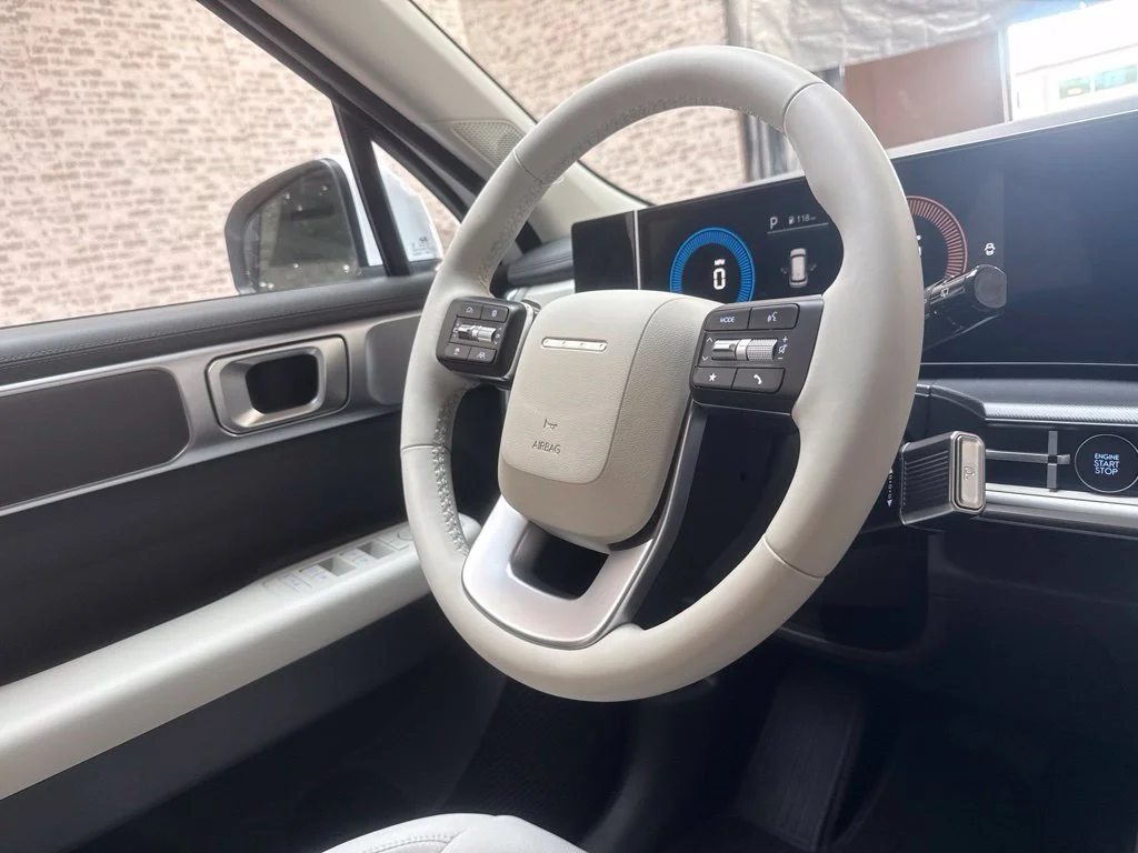 New 2027 Serenity White Hyundai SE image 19