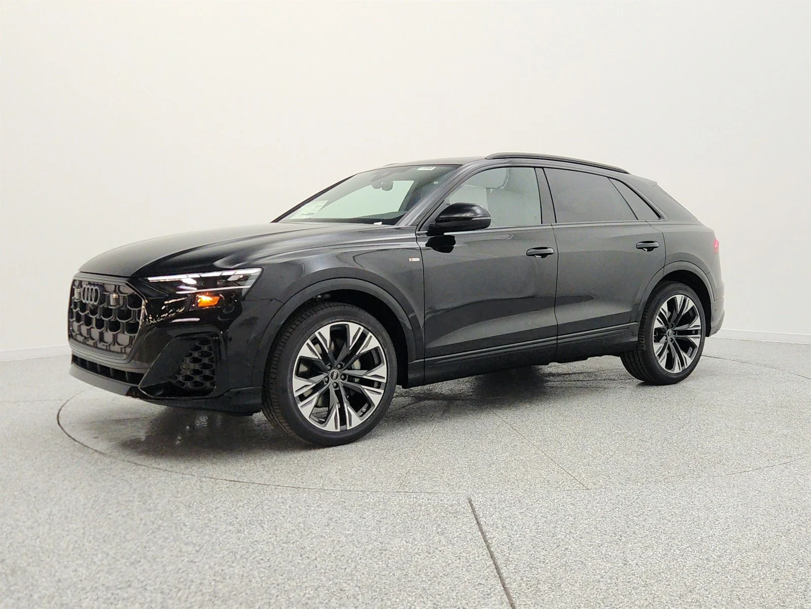 2026 Audi Q8 55 Premium Plus quattro Tiptonic's photo