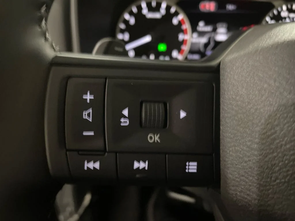 New 2026 Boulder Gray Pearl Nissan SV image 15