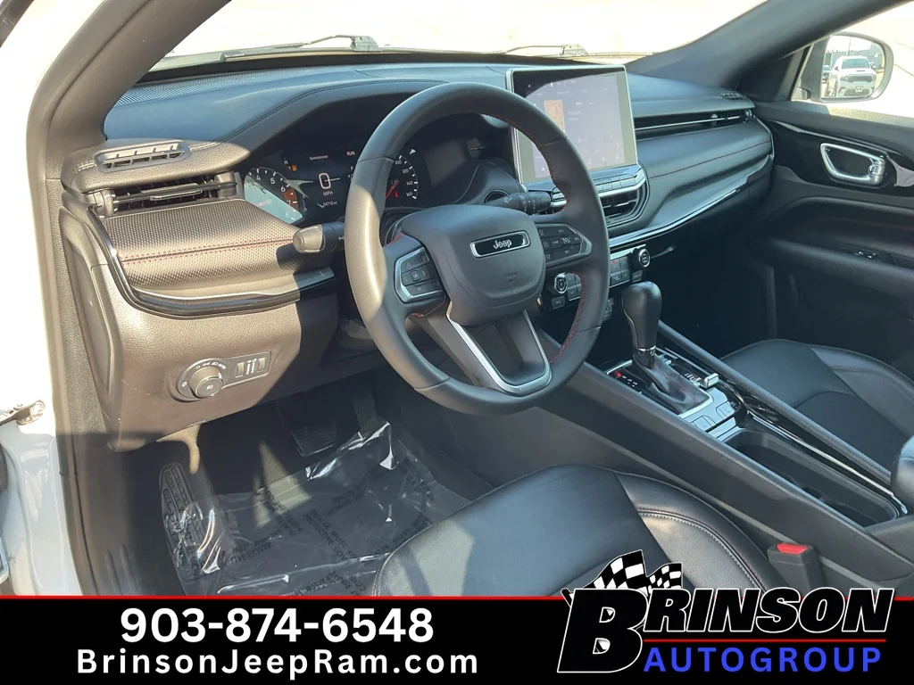 Used 2025 Bright White Clearcoat Jeep Trailhawk image 26