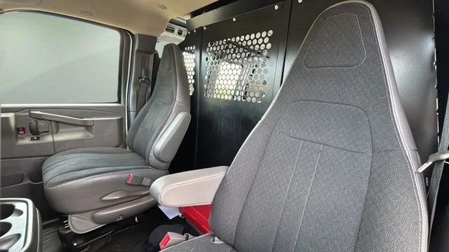 Used 2024 Summit White Chevrolet WT image 20