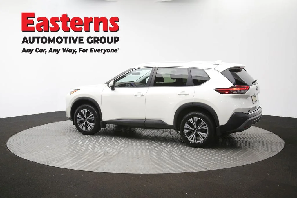 Used 2023 White Nissan SV image 65