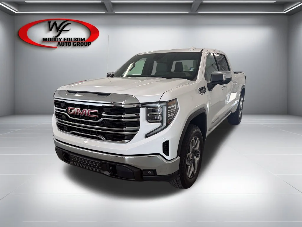 New 2026 Summit White GMC SLT image 3