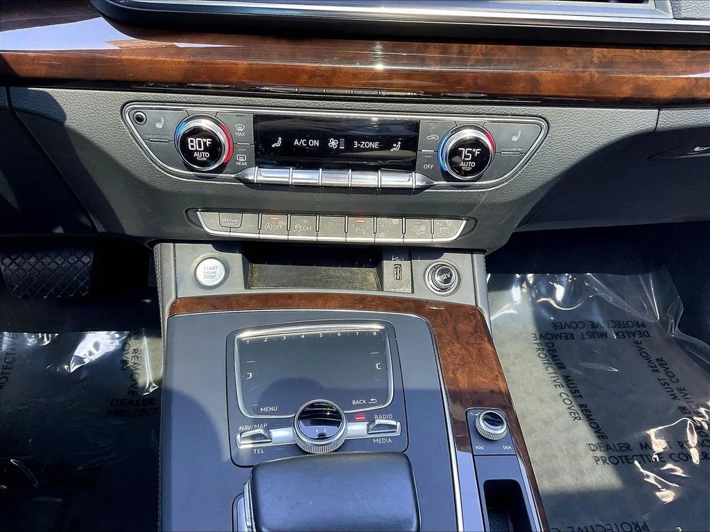 Used 2019 Moonlight Blue Audi 2.0T Premium Plus image 15