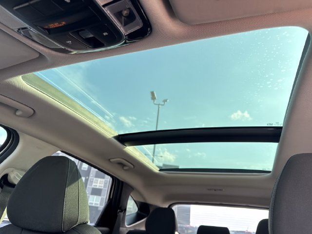 Used 2022  Hyundai SEL Convenience image 21
