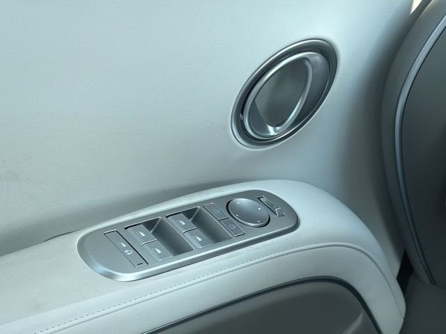 New 2026 White Hyundai SEL 7P image 45