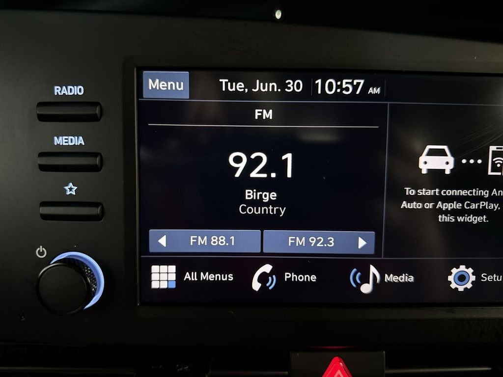 Used 2025 Gray Hyundai SEL Sport image 26