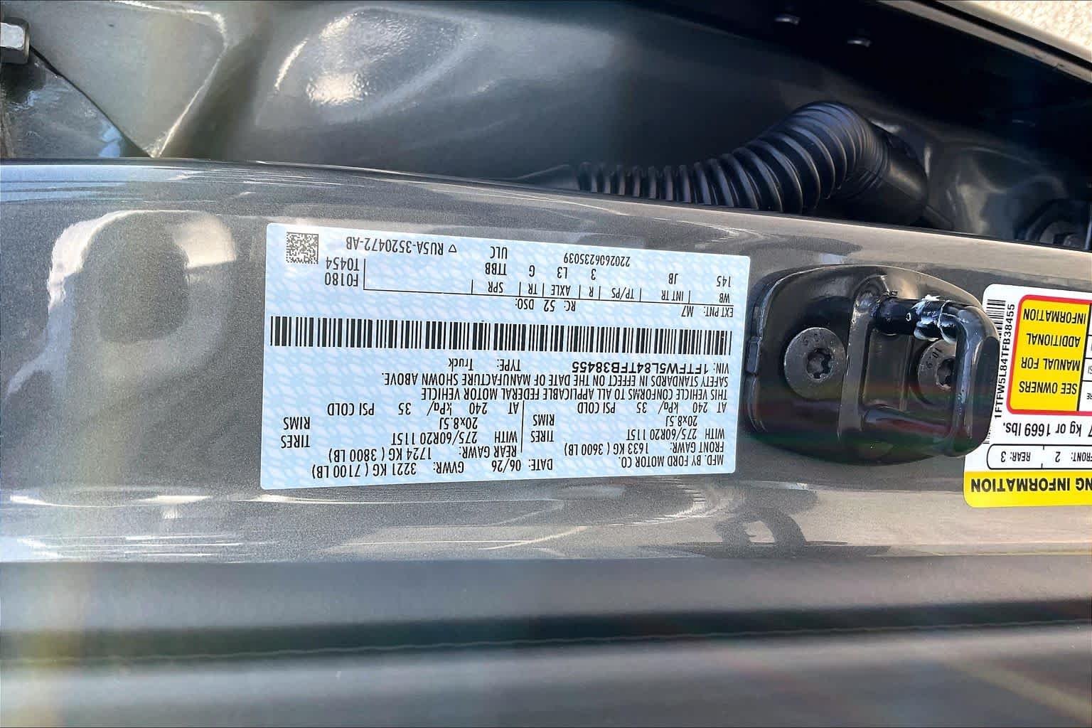 New 2026 Carbonized Gray Metallic Ford Lariat® image 18