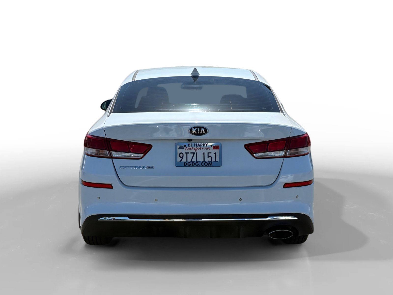Used 2020 Snow White Pearl Kia LX image 4