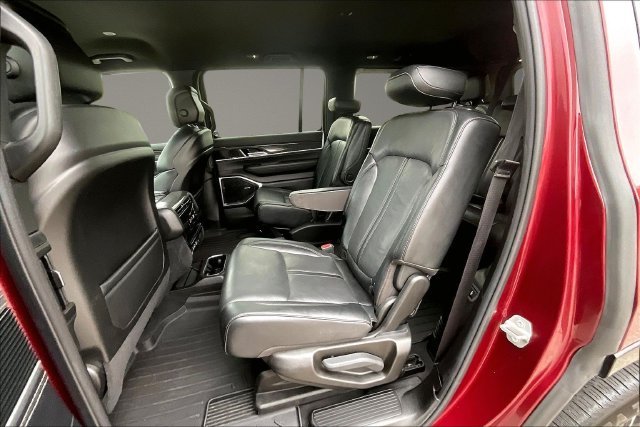 Used 2022 Red Jeep Series III image 24