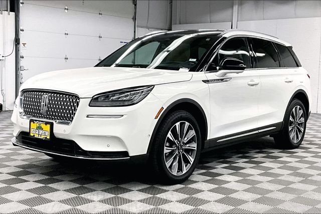Used 2022 Pristine White Metallic Tri-Coat Lincoln Reserve image 13