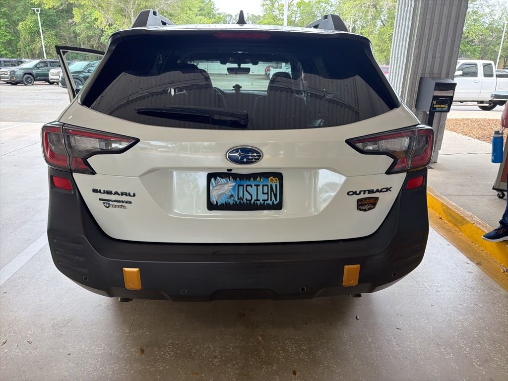 Used 2022 White Subaru Wilderness image 13