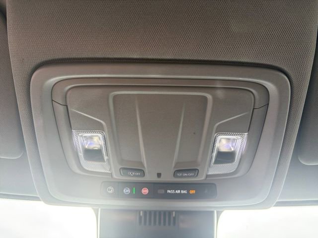 Used 2024 Summit White Chevrolet LT image 12