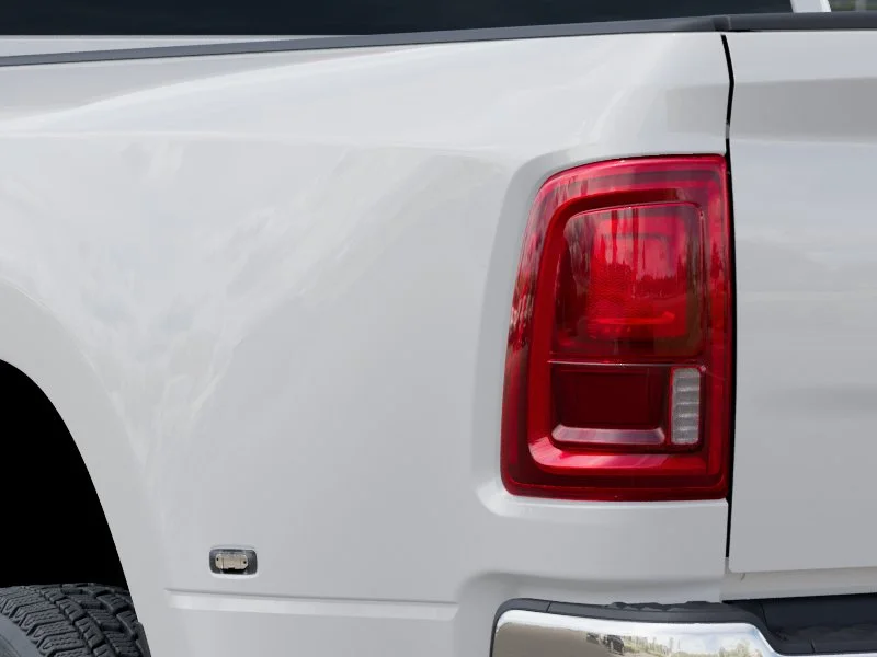 New 2026 Bright White Clear-Coat Exterior Paint RAM Tradesman image 35