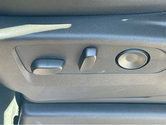 2026 GMC Sierra 1500 SLT - Photo 35