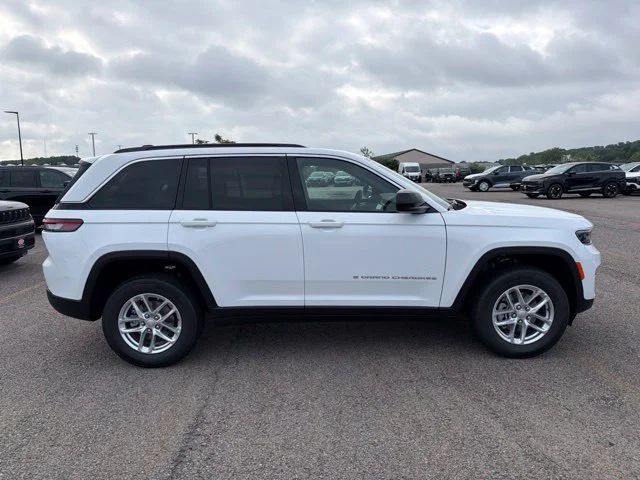 New 2026 White Jeep Laredo image 2