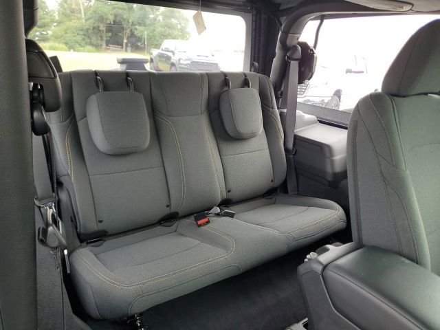 Used 2025 Blue Jeep Sport image 23