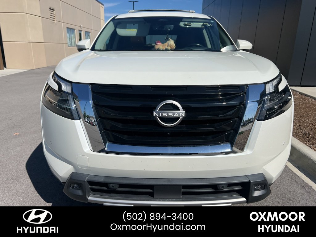 Used 2023 Pearl White Tricoat Nissan Platinum image 2