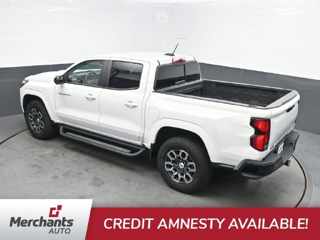 Used 2025 White Chevrolet Z71 image 25