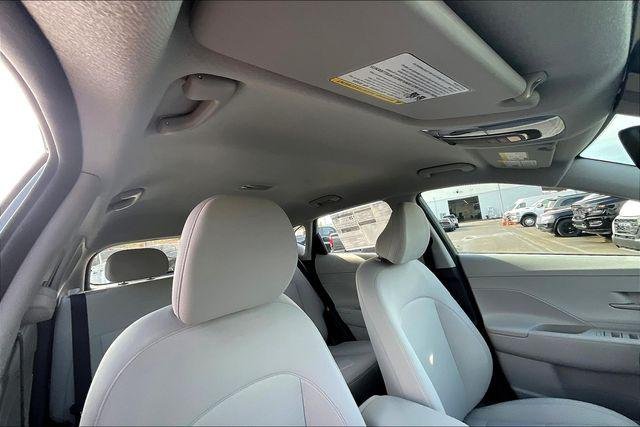 2026 Hyundai Kona SE - Photo 21