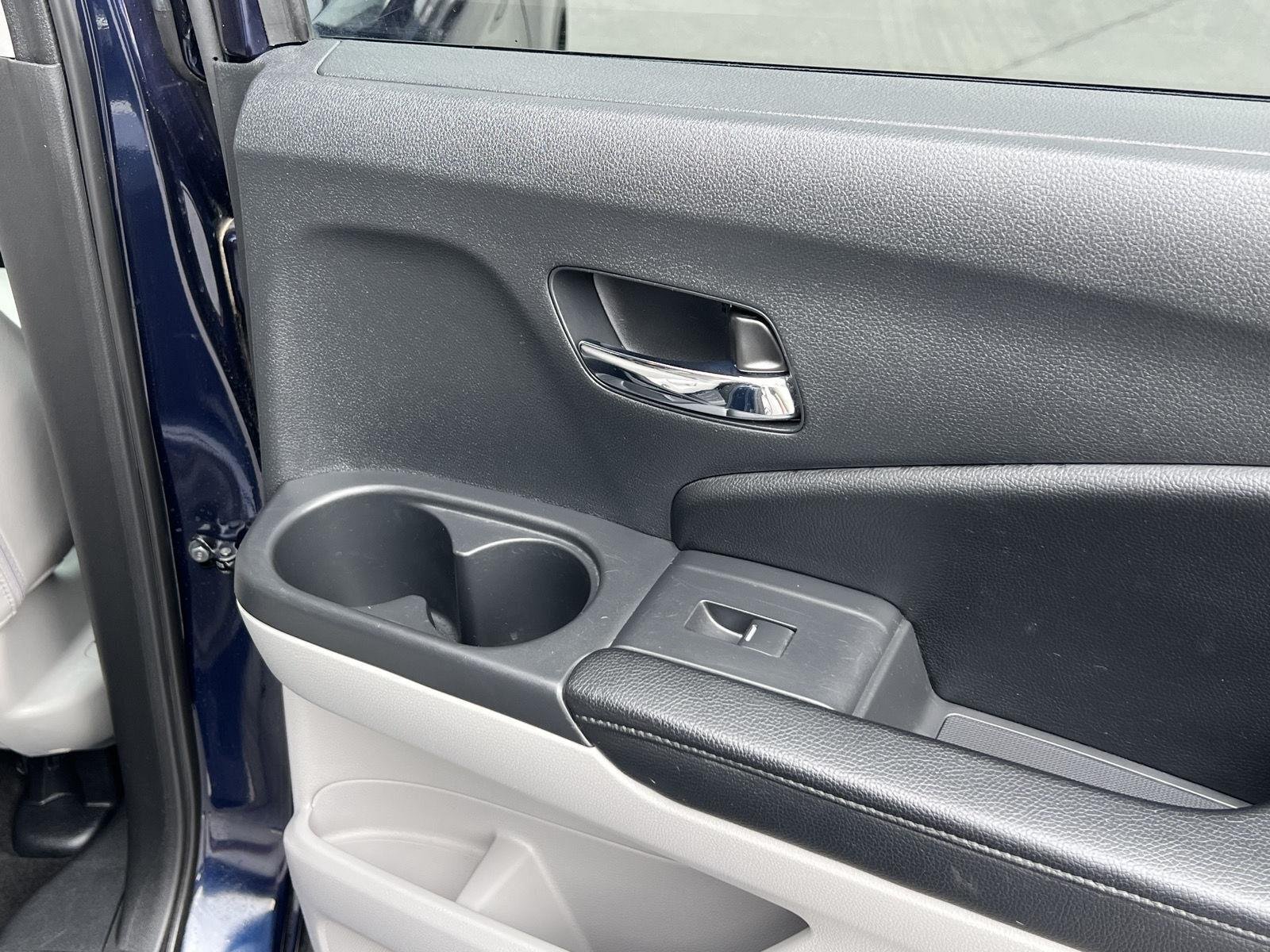 Used 2016 Blue Honda EX-L image 23