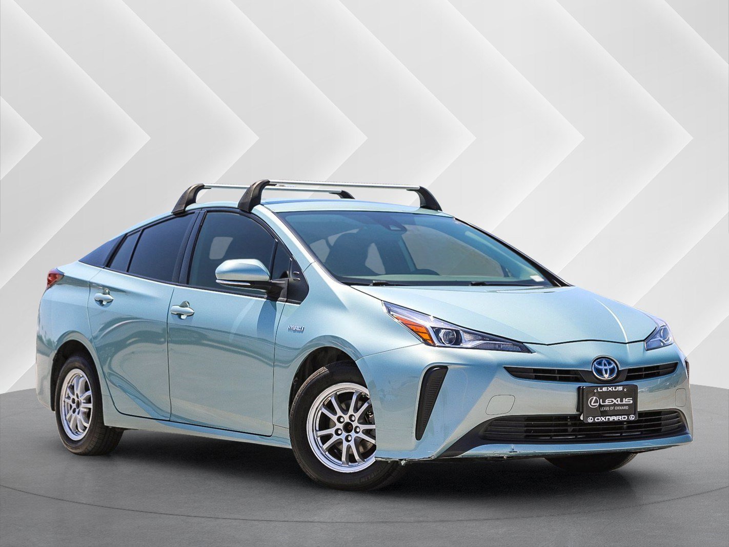 2021 Toyota Prius L Eco FWD's photo