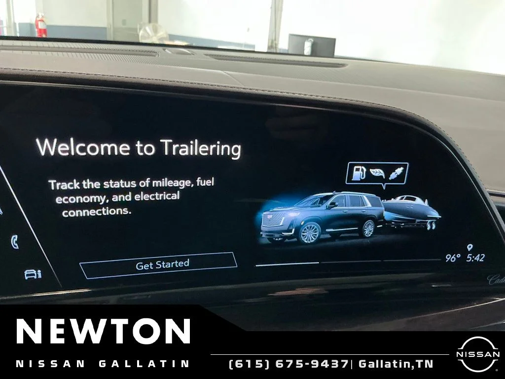 Used 2021 Crystal White Tricoat Cadillac Sport Platinum image 12