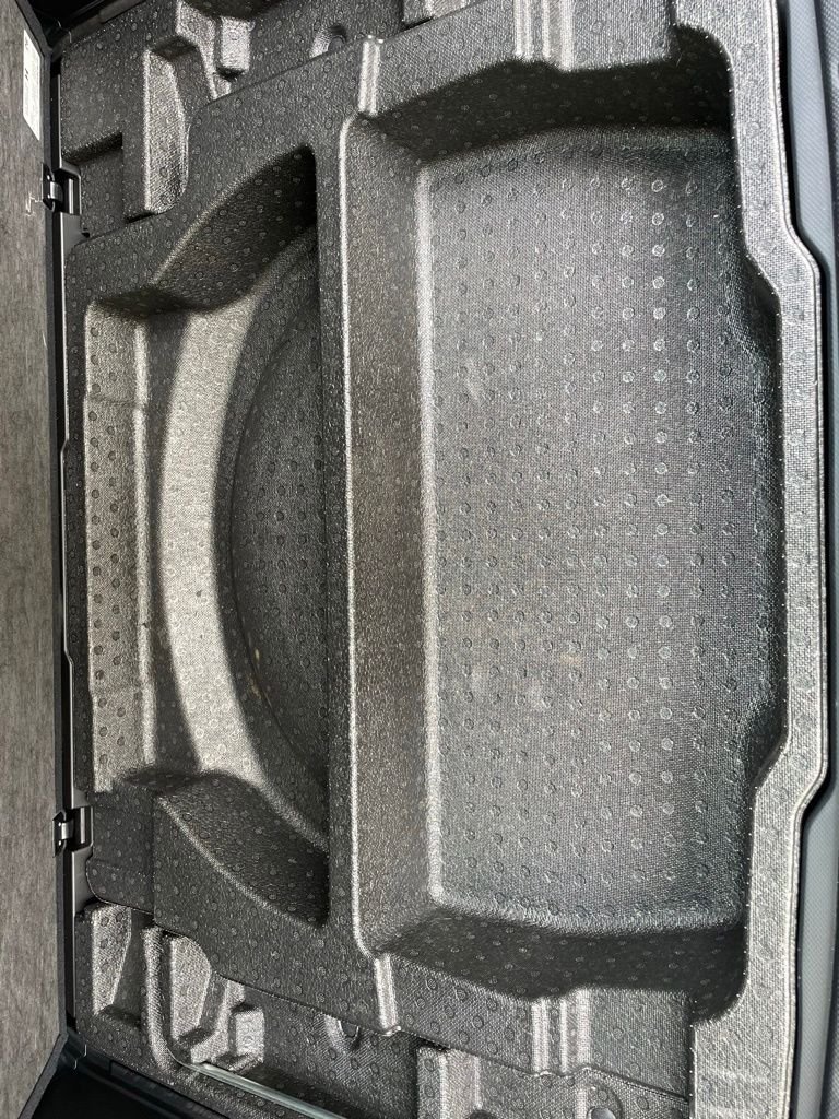 Used 2023 Magnetite Gray Metallic Subaru Premium image 9