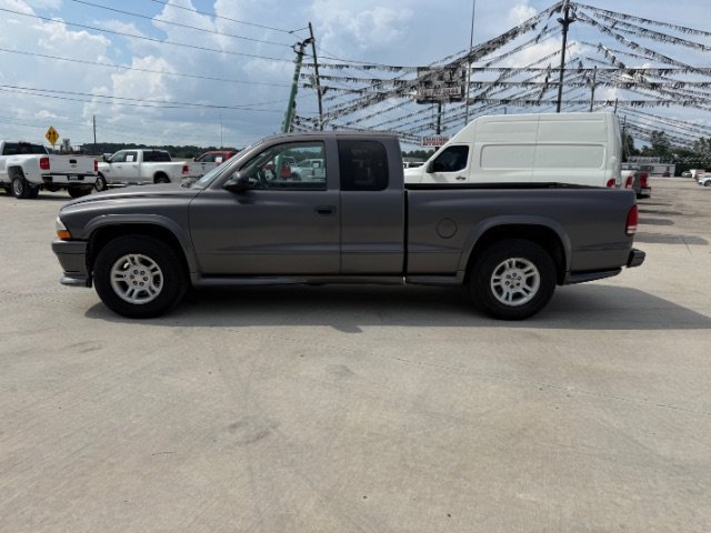 Used 2003 Gray Dodge Sport image 2