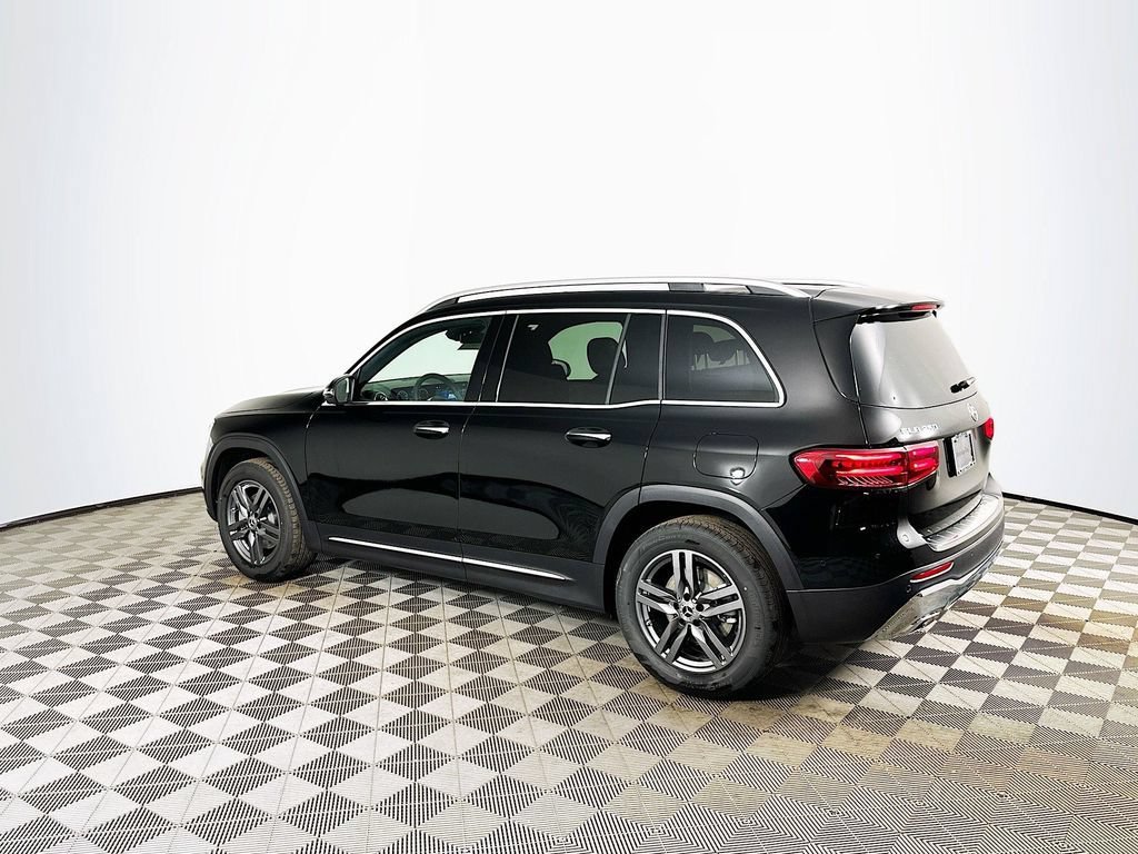 New 2026 Night Black Mercedes-Benz GLB 250 image 35
