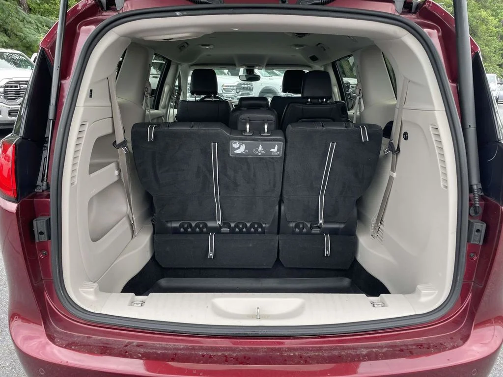 Certified Used 2017 Red Chrysler Touring L image 40