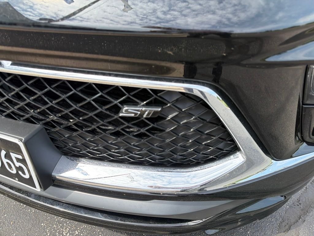 Used 2026 Black Buick Sport Touring image 21