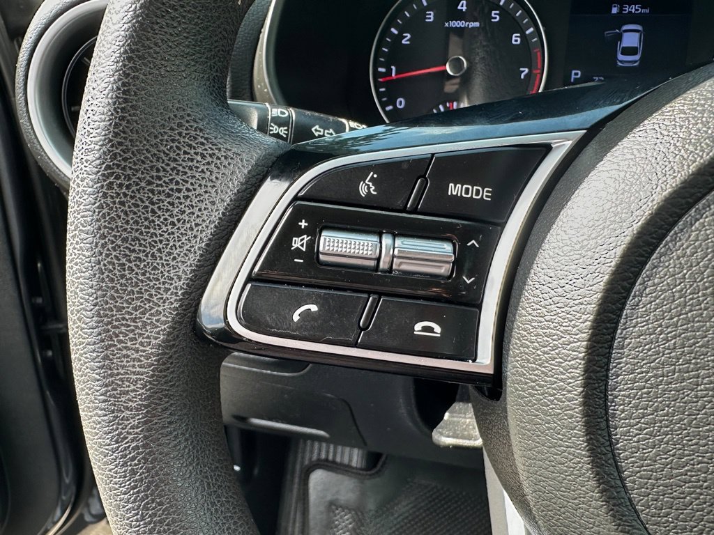 Used 2020 Gray Kia LXS image 11