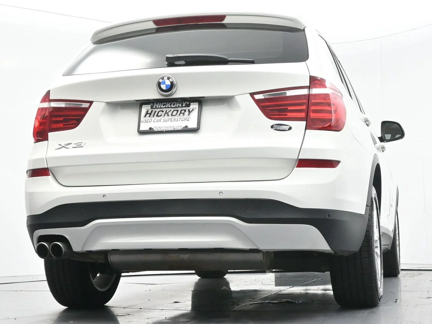 Used 2017 Alpine White BMW xDrive28i image 47