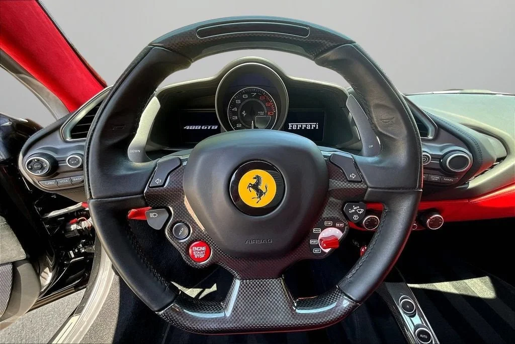 Used 2019 Nero Daytona Ferrari  image 9