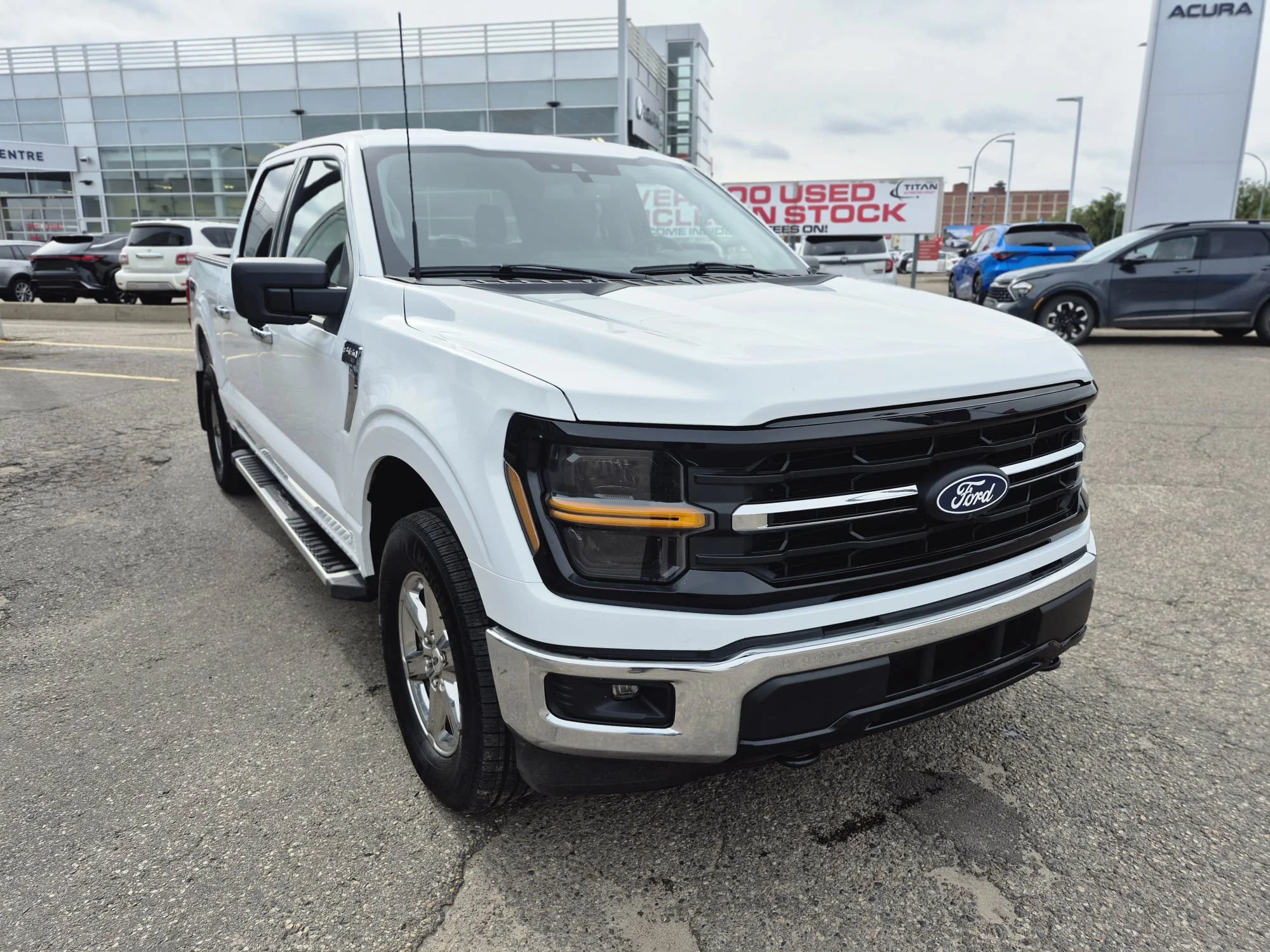 Certified Used 2024 Oxford White Ford XLT 4WD*SuperCrew | 6 Pass | 3.5L V6 | Nav | Park Assist | Tow Pkg | Side Steps | Lane Keep Assist image 5