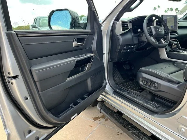 2026 Toyota Tundra Limited - Photo 14