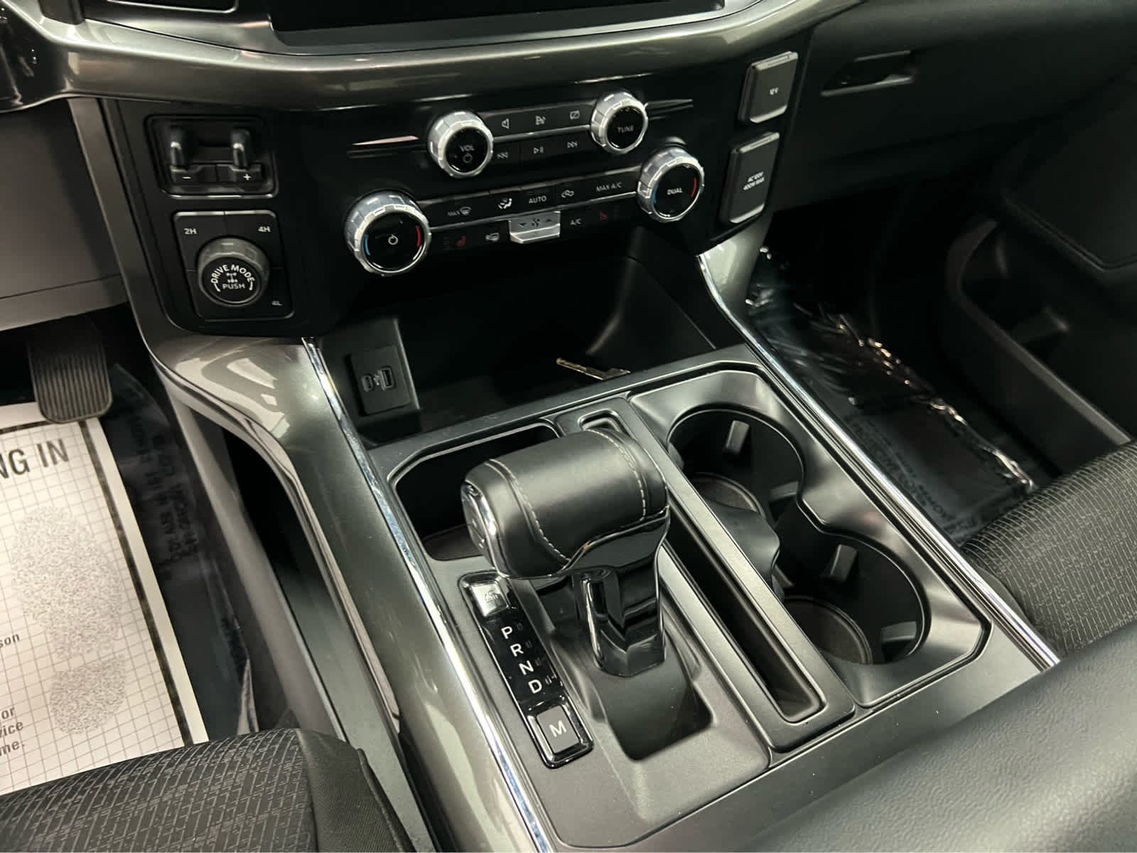Used 2023 Carbonized Gray Ford XLT image 22