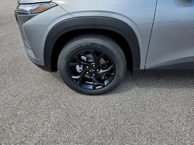 New 2026 Sterling Gray Metallic Chevrolet LT image 26