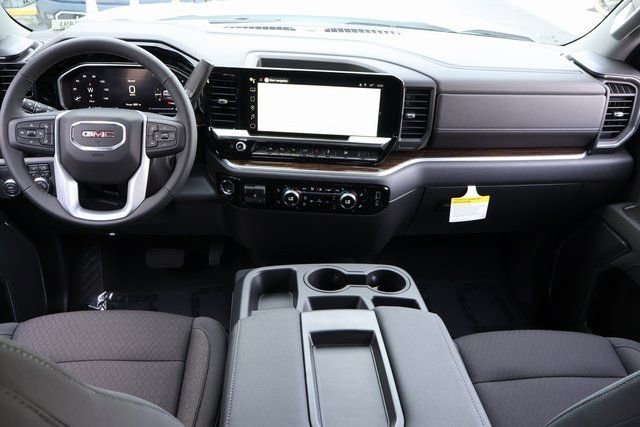 2026 GMC Sierra 1500 SLE - Photo 12