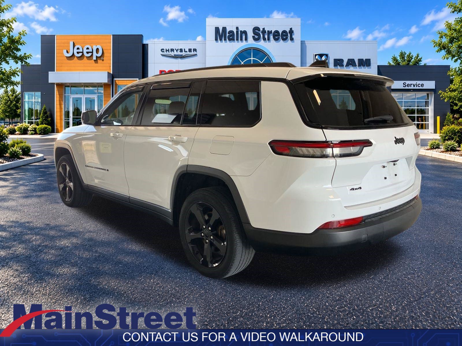 Used 2023 Bright White Clearcoat Jeep Altitude image 4