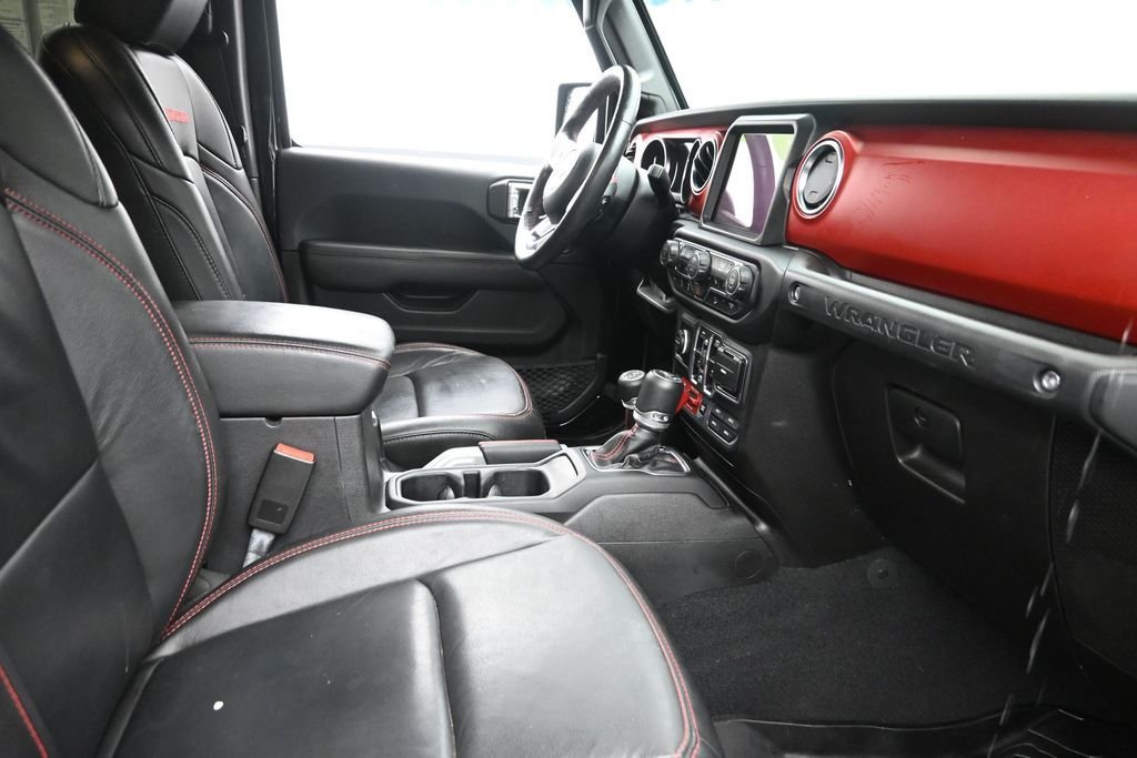 Used 2019 Black Jeep Unlimited Rubicon image 10