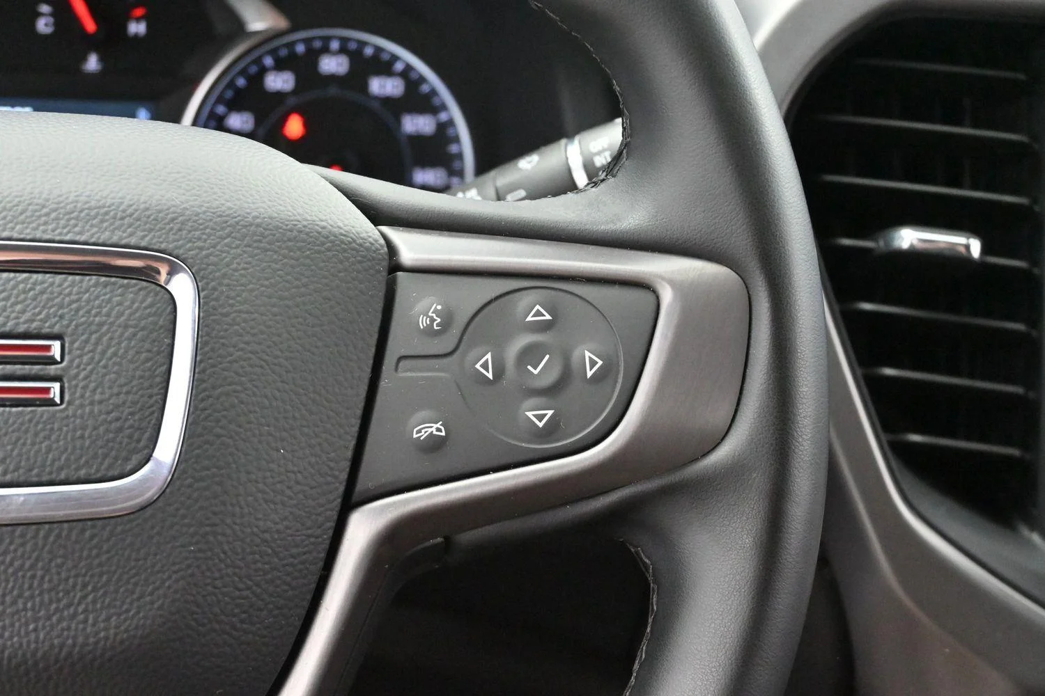 Used 2023 Summit White GMC AT4 image 16